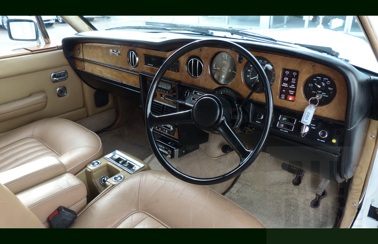 1/1981 Rolls-Royce Silver Spirit 4d Sedan White 6.7L V8