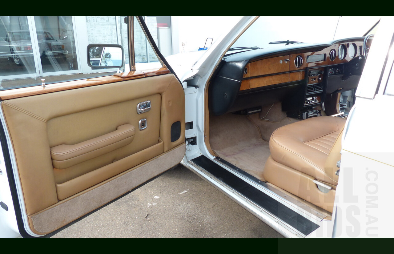 1/1981 Rolls-Royce Silver Spirit 4d Sedan White 6.7L V8