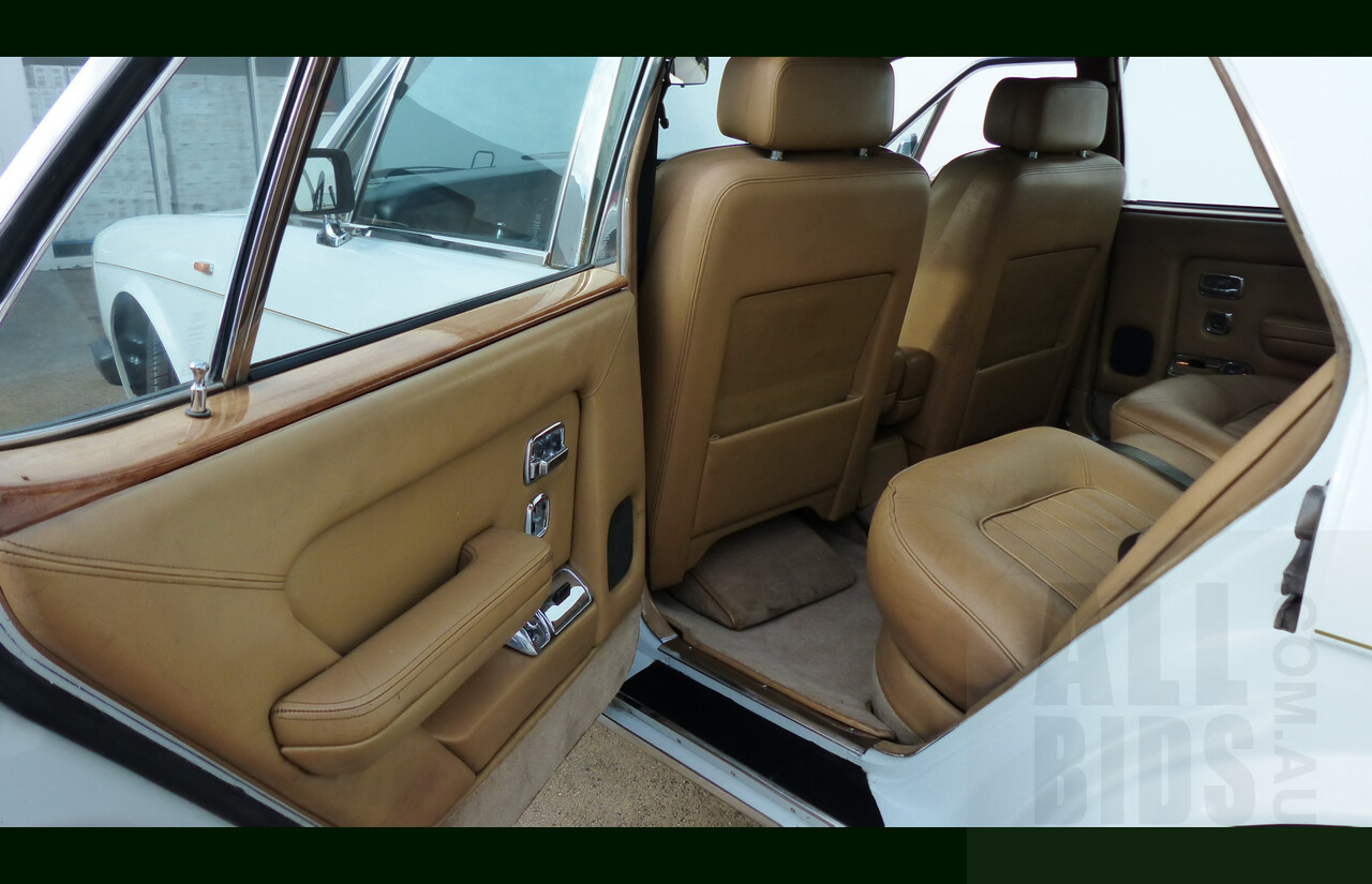 1/1981 Rolls-Royce Silver Spirit 4d Sedan White 6.7L V8