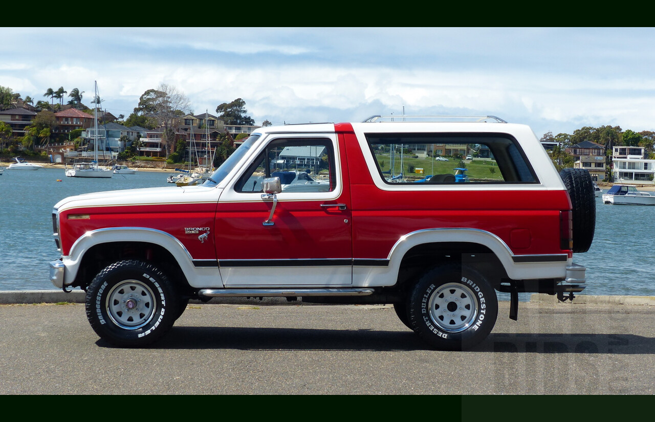 10/1984 Ford Bronco XLT (4x4) 2d Wagon Monza Red/White 351ci 5.8L V8