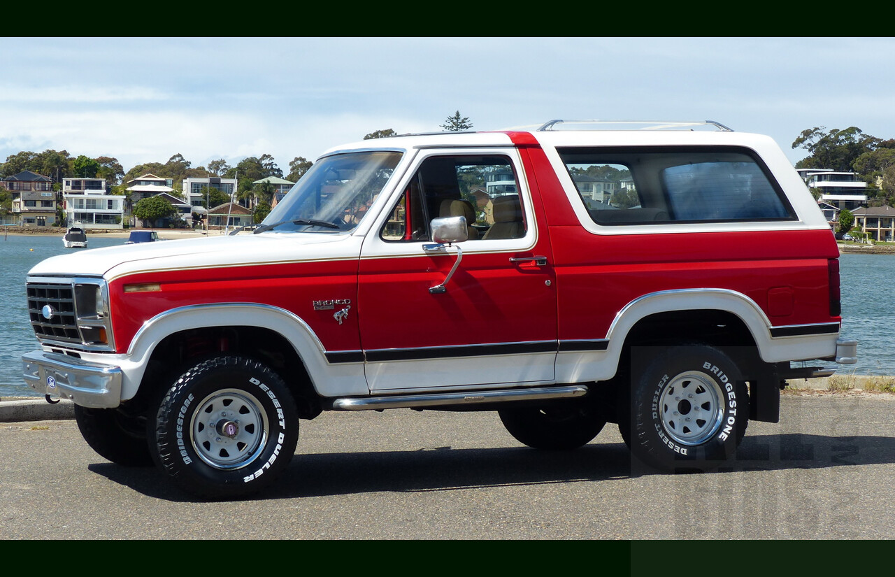 10/1984 Ford Bronco XLT (4x4) 2d Wagon Monza Red/White 351ci 5.8L V8