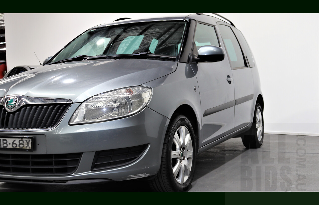 4/2013 Skoda Roomster 77 TSI 5J 4d Wagon Grey 1.2L
