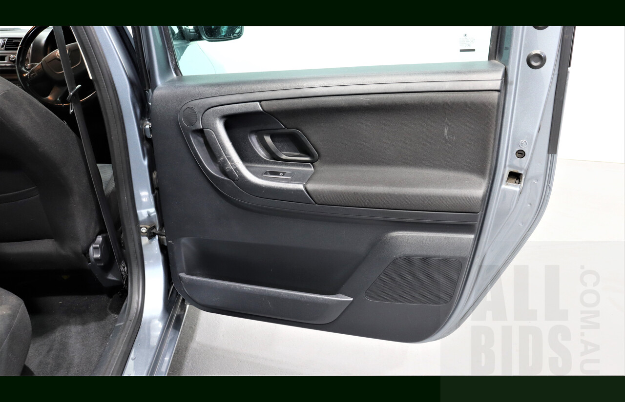 4/2013 Skoda Roomster 77 TSI 5J 4d Wagon Grey 1.2L