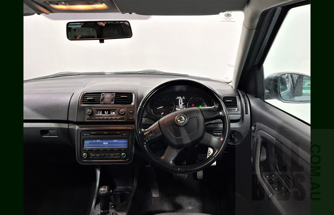 4/2013 Skoda Roomster 77 TSI 5J 4d Wagon Grey 1.2L