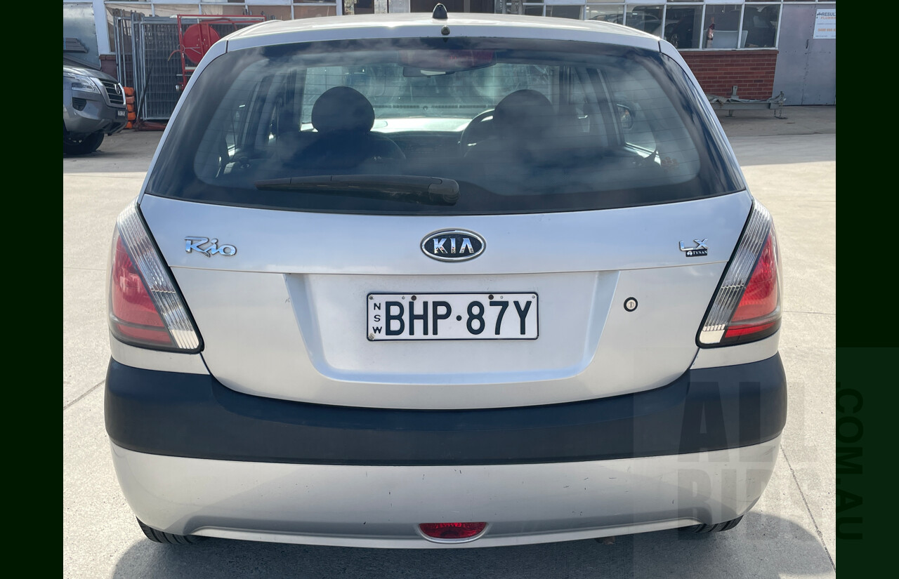 7/2008 Kia RIO LX JB 5d Hatchback Silver 1.4L