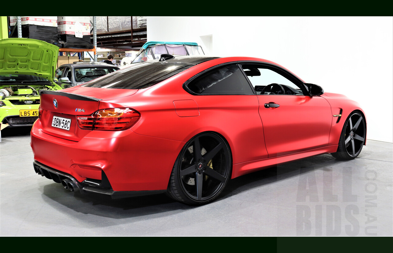 9/2015 BMW M4  F82 LCI 2d Coupe White White Wrapped Matte Red Chrome 3.0L Twin Turbo