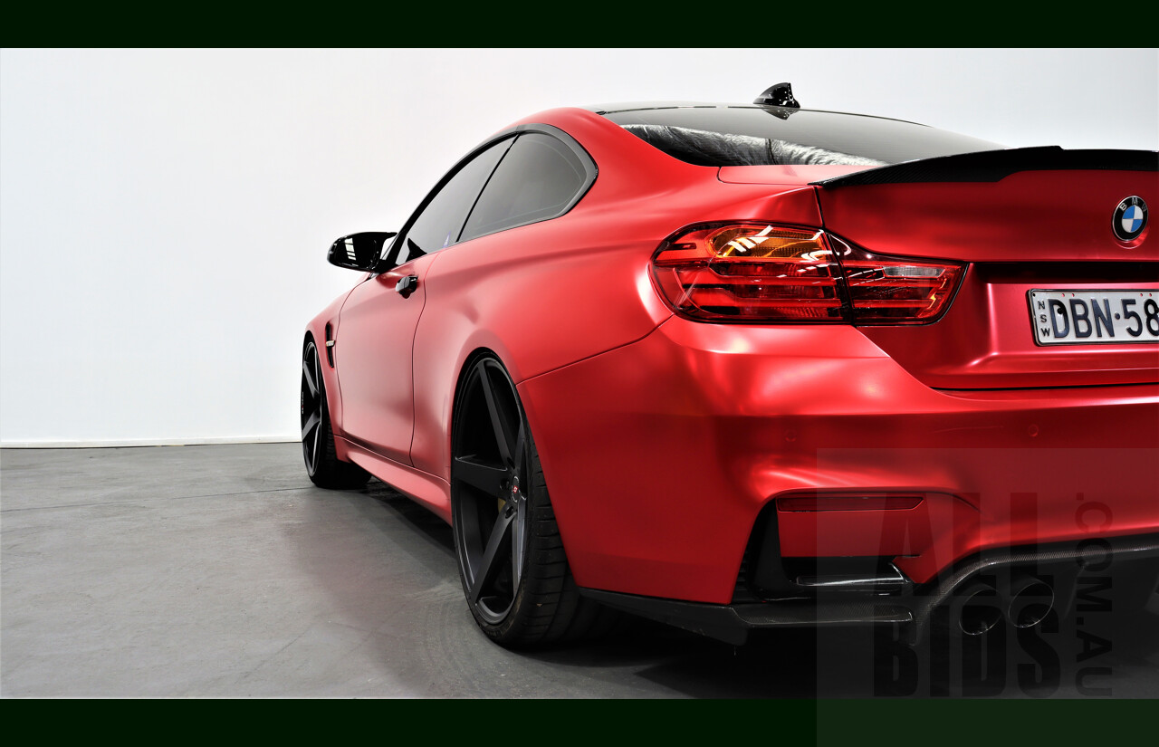9/2015 BMW M4  F82 LCI 2d Coupe White White Wrapped Matte Red Chrome 3.0L Twin Turbo