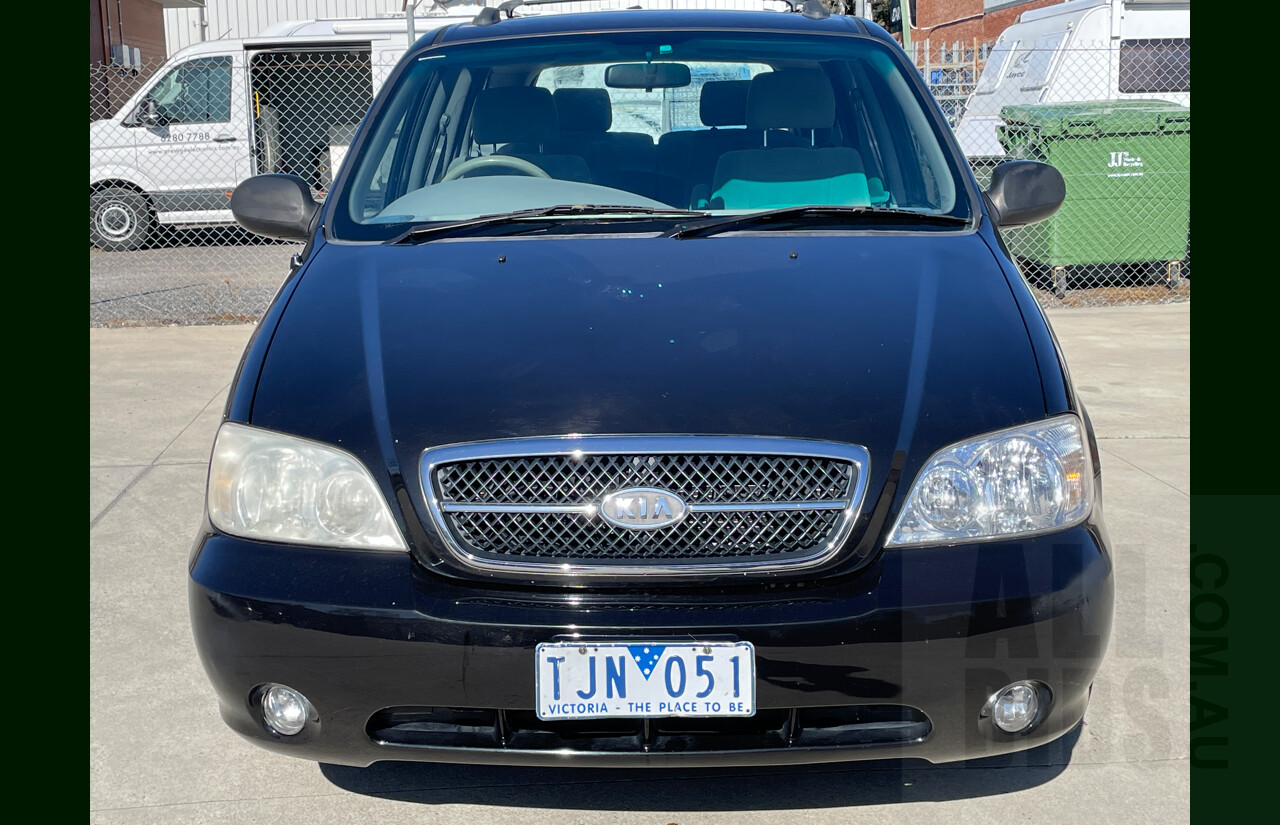 2/2005 Kia Carnival LS KV11 4d Wagon Black 2.5L
