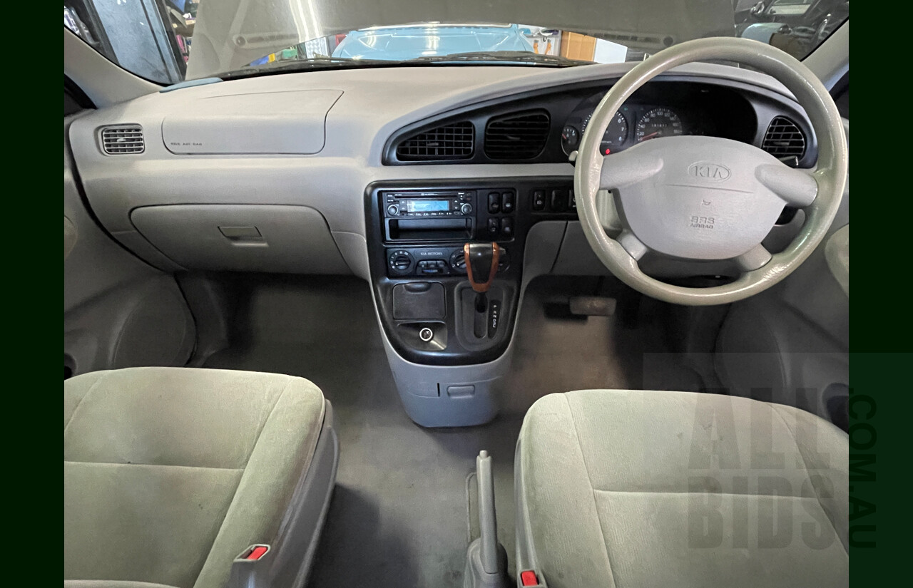 2/2005 Kia Carnival LS KV11 4d Wagon Black 2.5L