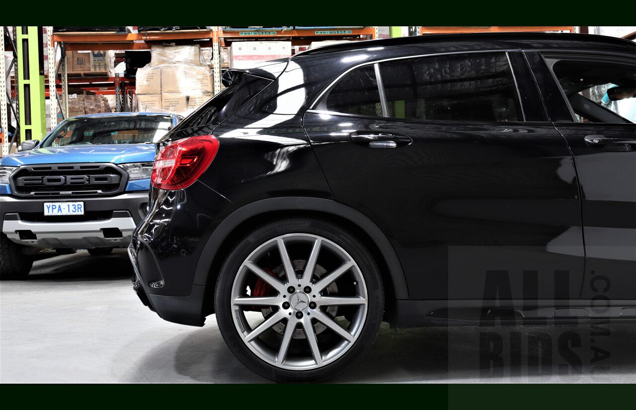 11/2015 Mercedes-Benz GLA 45 AMG 4matic X156 MY15 4d Wagon Black 2.0L Turbo