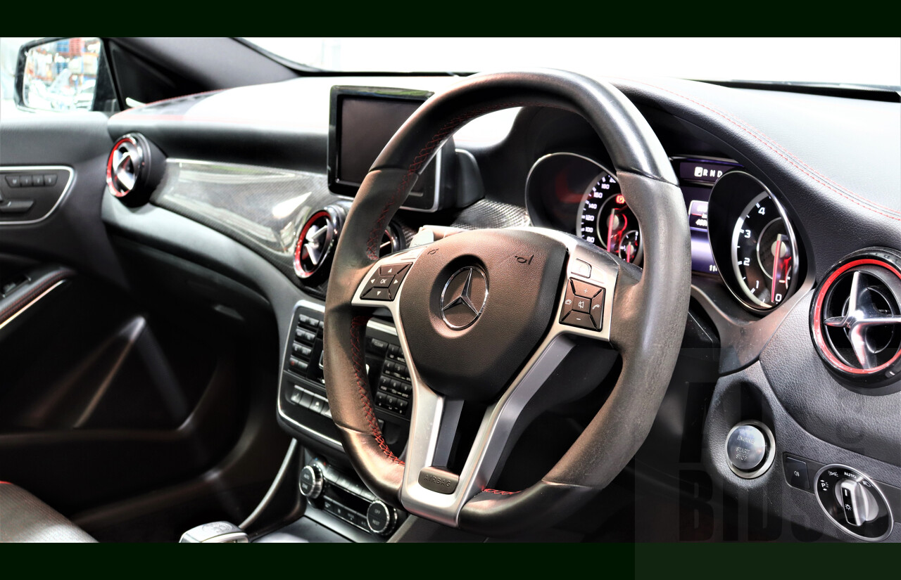 11/2015 Mercedes-Benz GLA 45 AMG 4matic X156 MY15 4d Wagon Black 2.0L Turbo