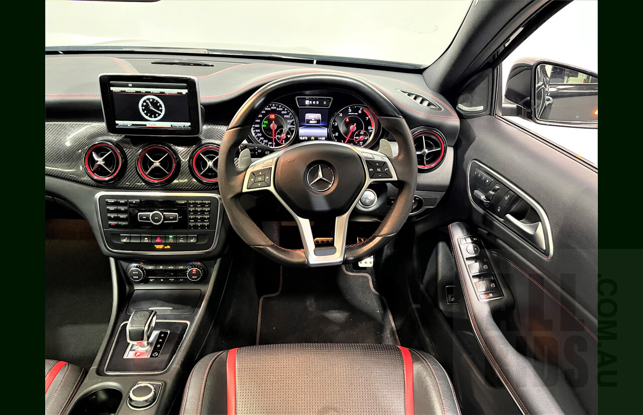 11/2015 Mercedes-Benz GLA 45 AMG 4matic X156 MY15 4d Wagon Black 2.0L Turbo