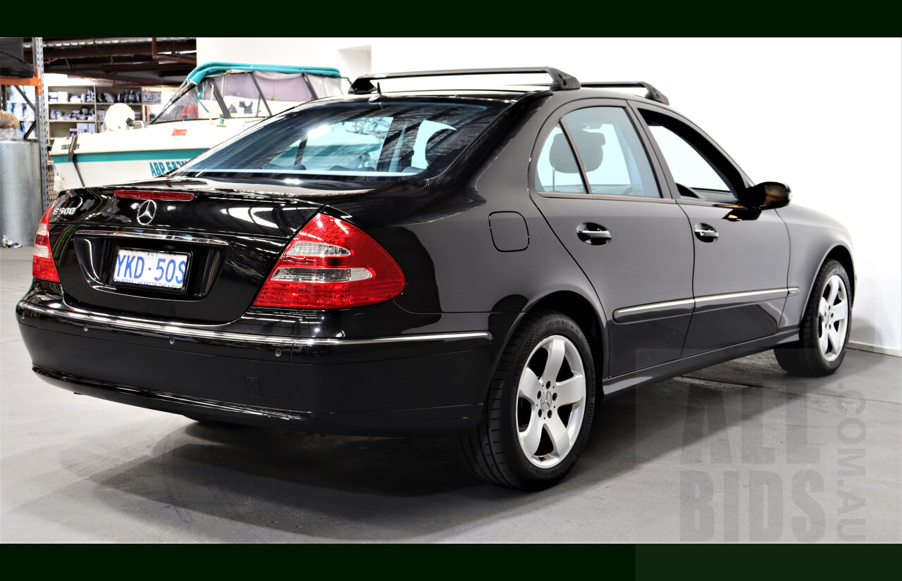1/2005 Mercedes-Benz E500 Avantgarde W211 4d Sedan Black 5.0L V8