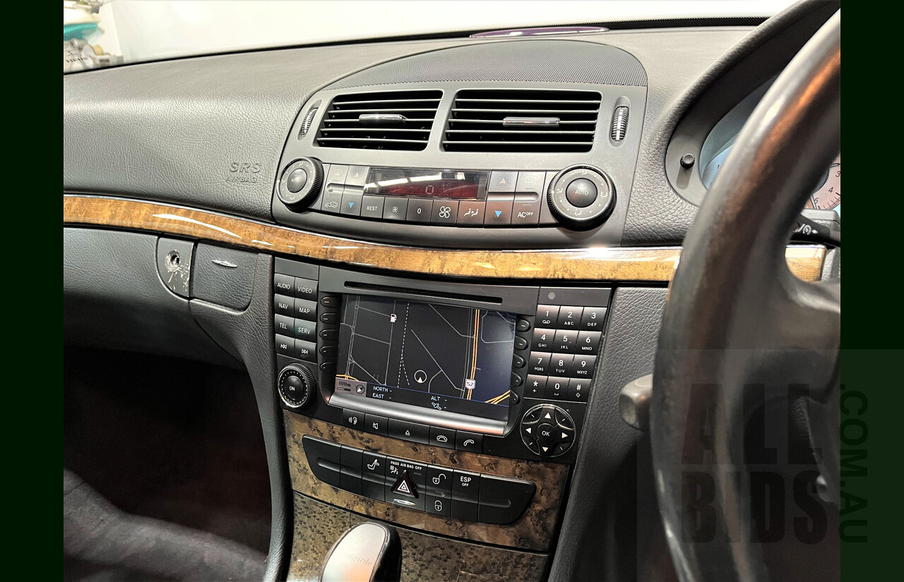 1/2005 Mercedes-Benz E500 Avantgarde W211 4d Sedan Black 5.0L V8