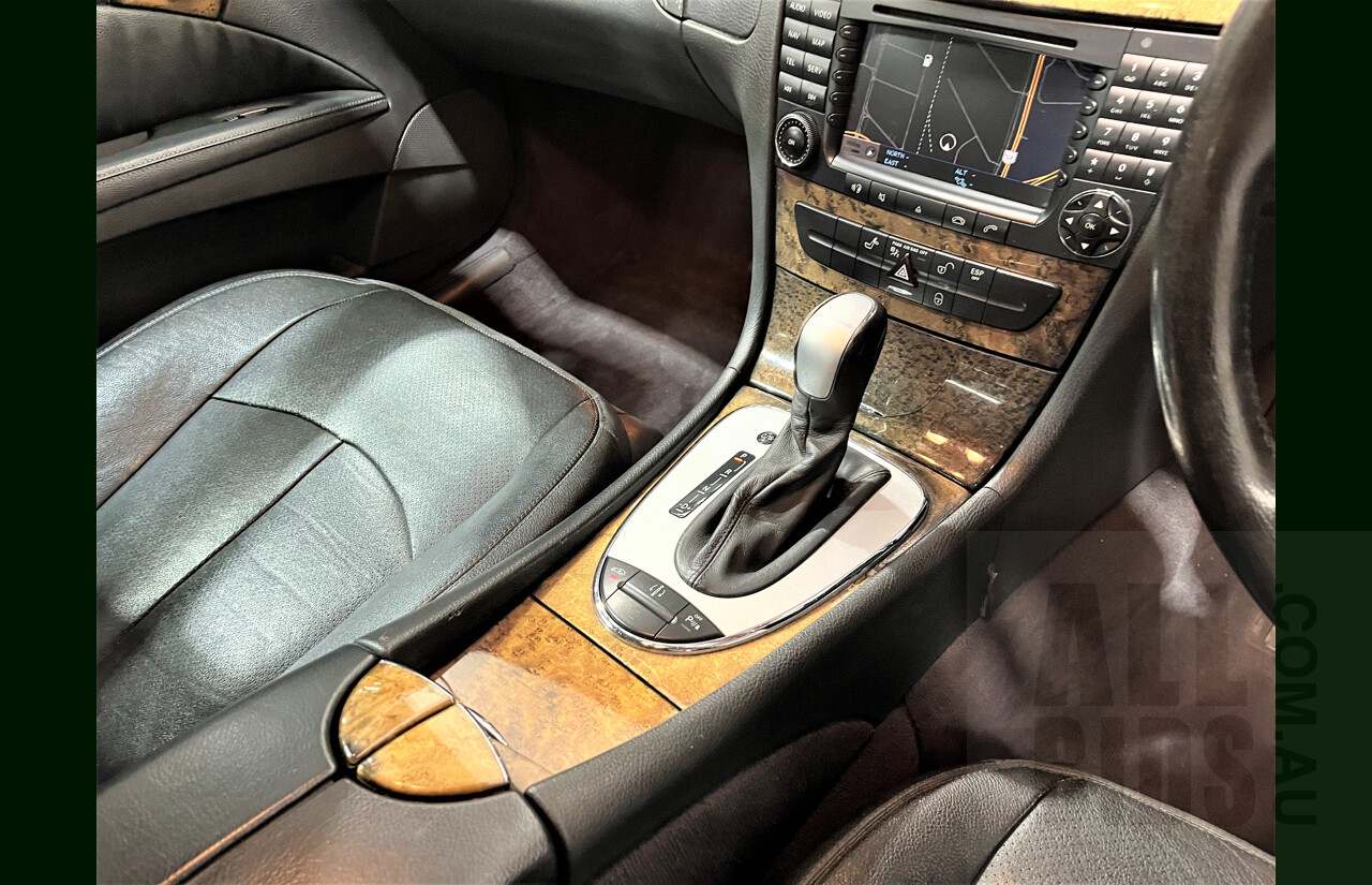 1/2005 Mercedes-Benz E500 Avantgarde W211 4d Sedan Black 5.0L V8