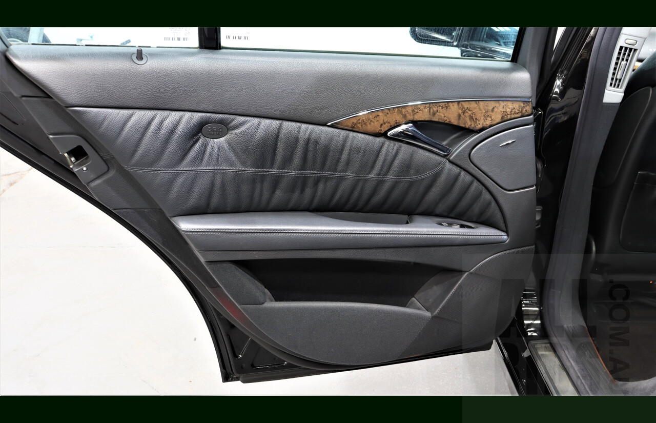 1/2005 Mercedes-Benz E500 Avantgarde W211 4d Sedan Black 5.0L V8