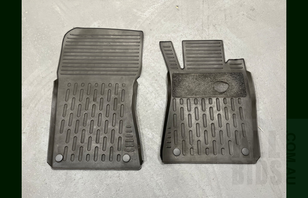 1/2005 Mercedes-Benz E500 Avantgarde W211 4d Sedan Black 5.0L V8