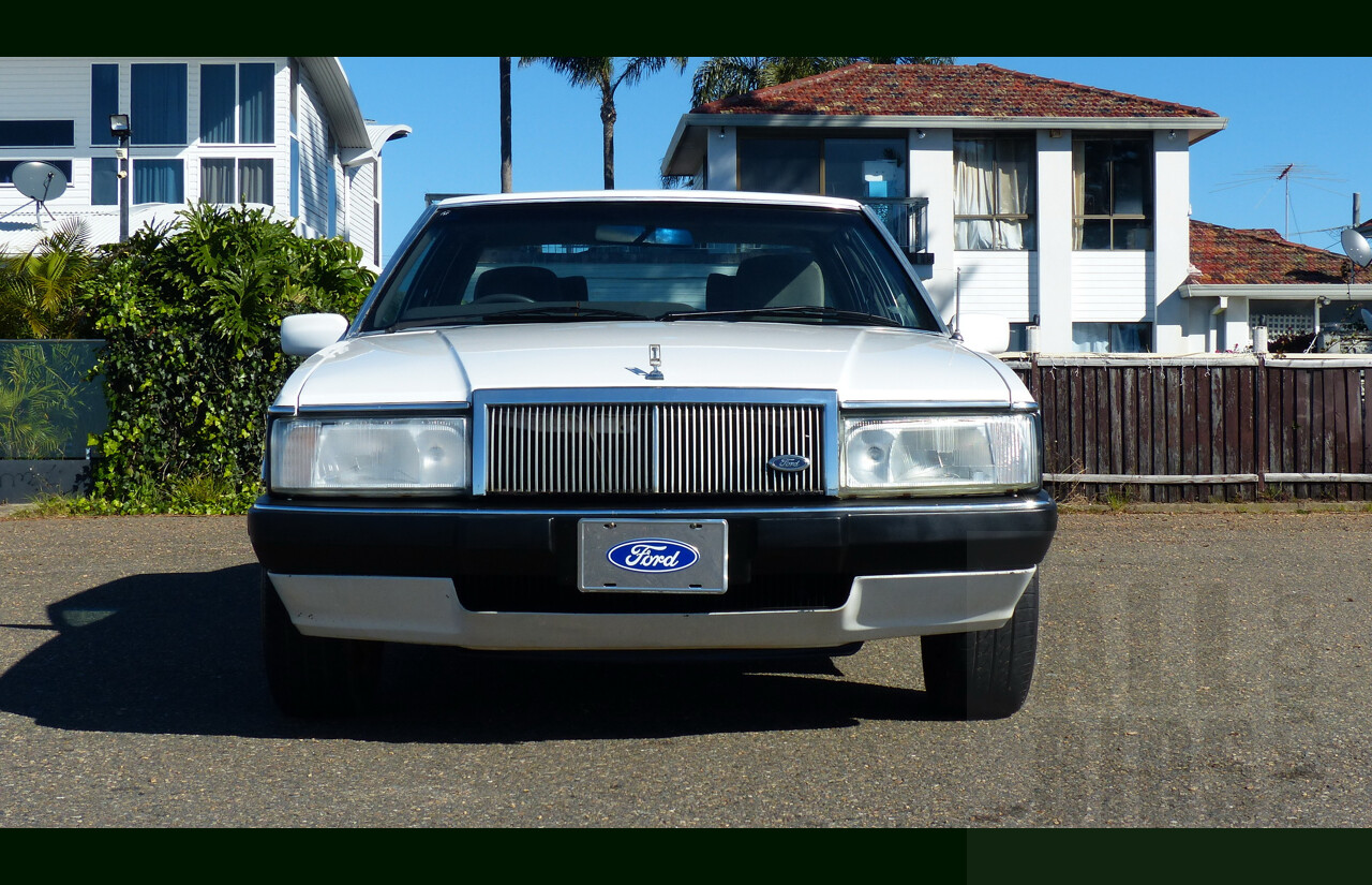 9/1987 Ford LTD FE 4d Sedan White Auto EFI 4.0L