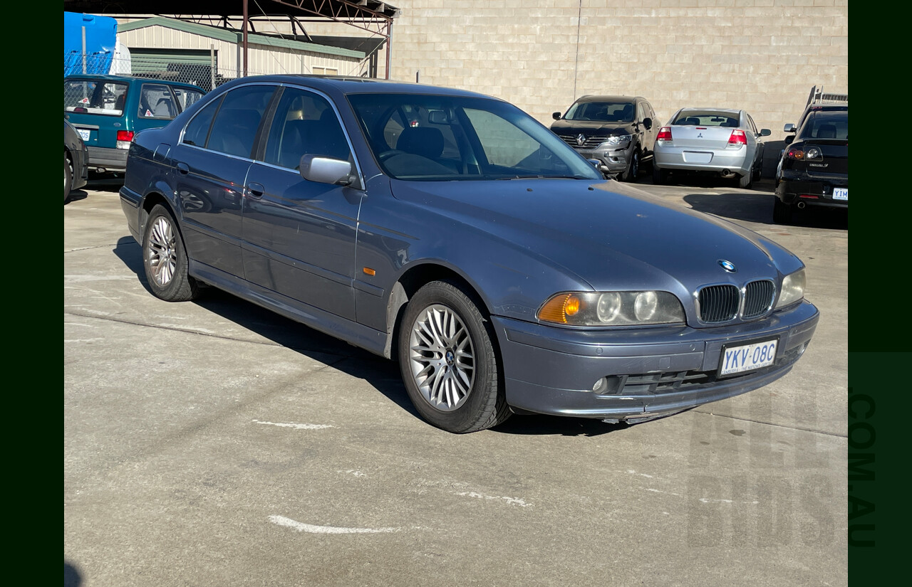 8/2001 BMW 530i Executive E39 4d Sedan Blue 3.0L