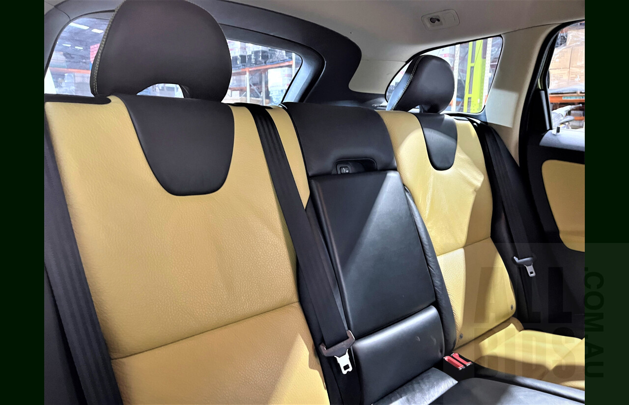 5/2009 Volvo XC60 T6 4d AWD Wagon Green 3.0L