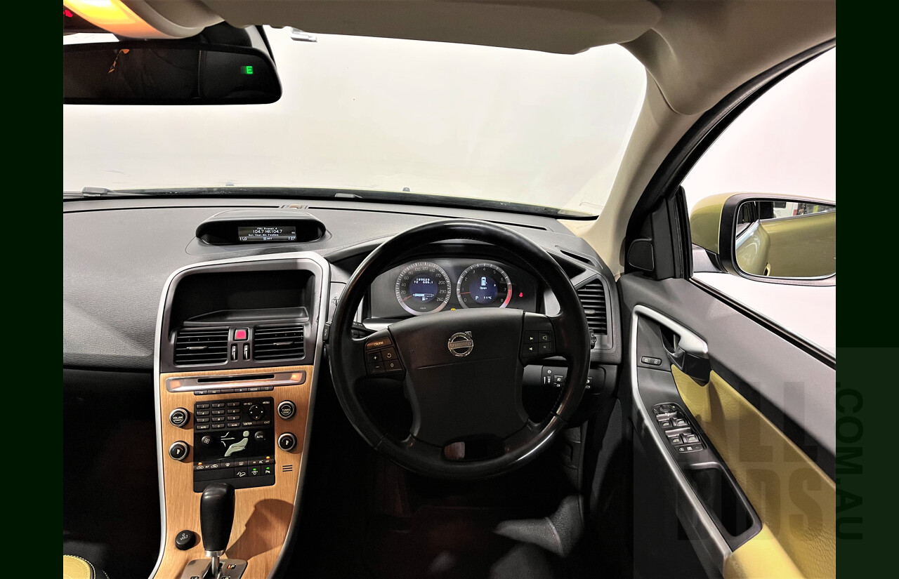 5/2009 Volvo XC60 T6 4d AWD Wagon Green 3.0L