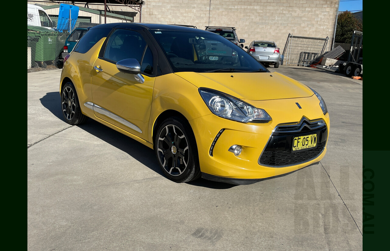 9/2011 Citroen DS3 Dsport  3d Hatchback Yellow / Black 1.6L