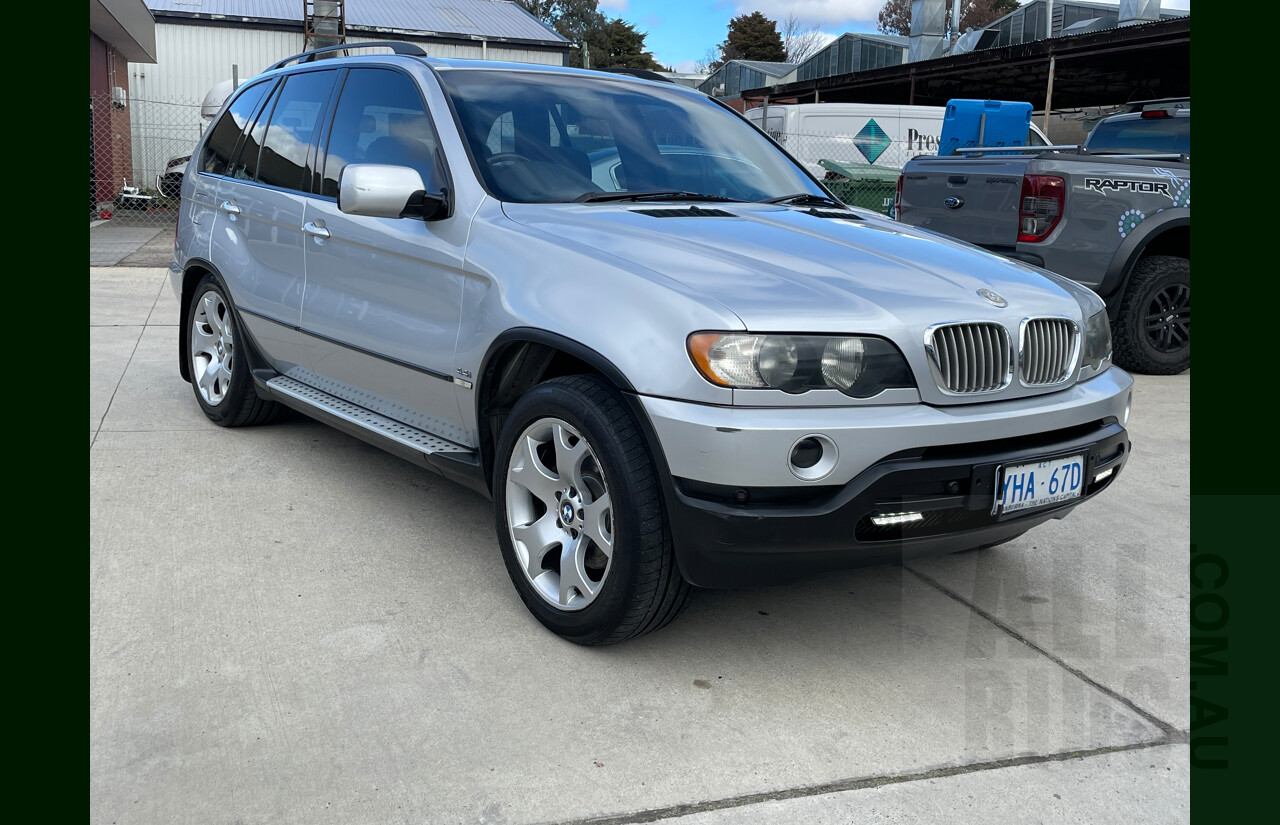 8/2001 Bmw X5 4.4i E53 4d Wagon Silver 4.4L