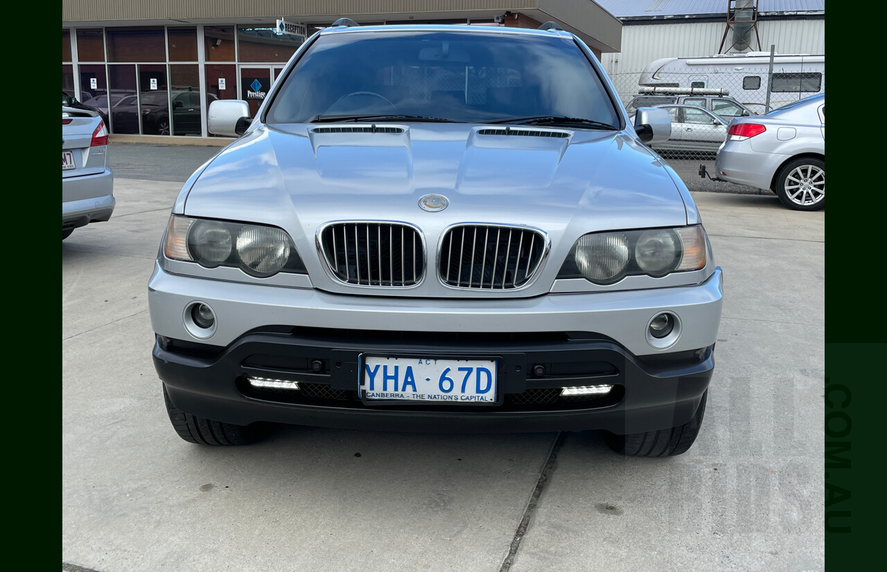 8/2001 Bmw X5 4.4i E53 4d Wagon Silver 4.4L