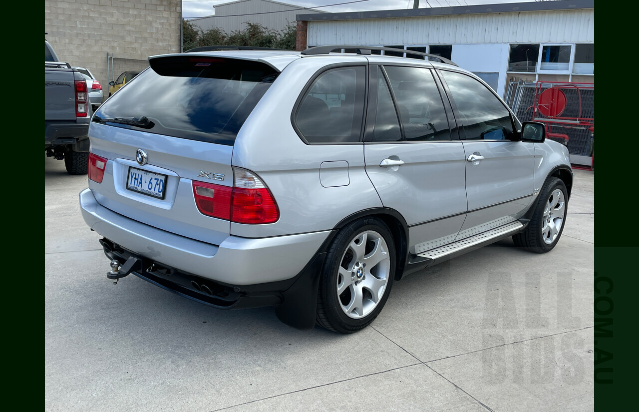 8/2001 Bmw X5 4.4i E53 4d Wagon Silver 4.4L