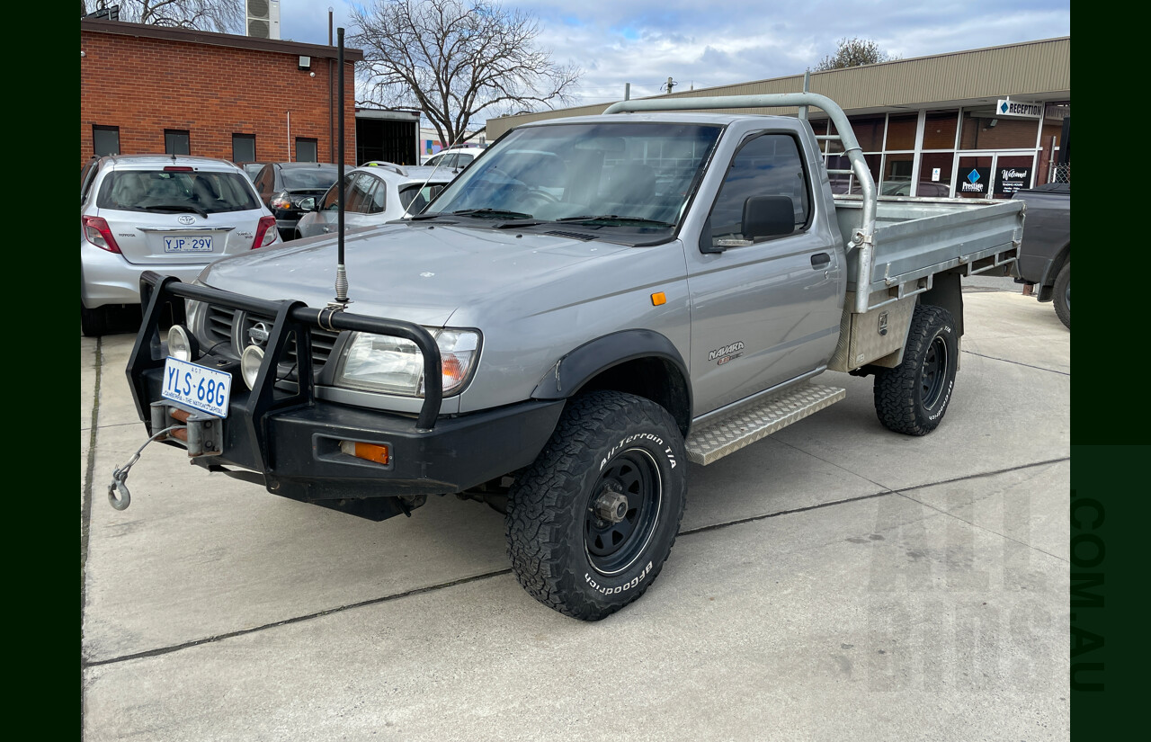4/2001 Nissan Navara STD (4x4) D22 C/Chas Silver 3.2L