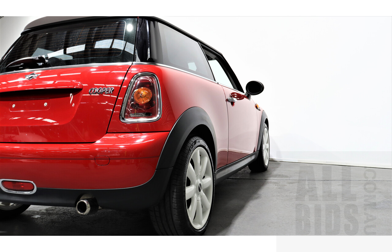 1/2008 Mini Cooper  R56 2d Hatchback Red 1.6L