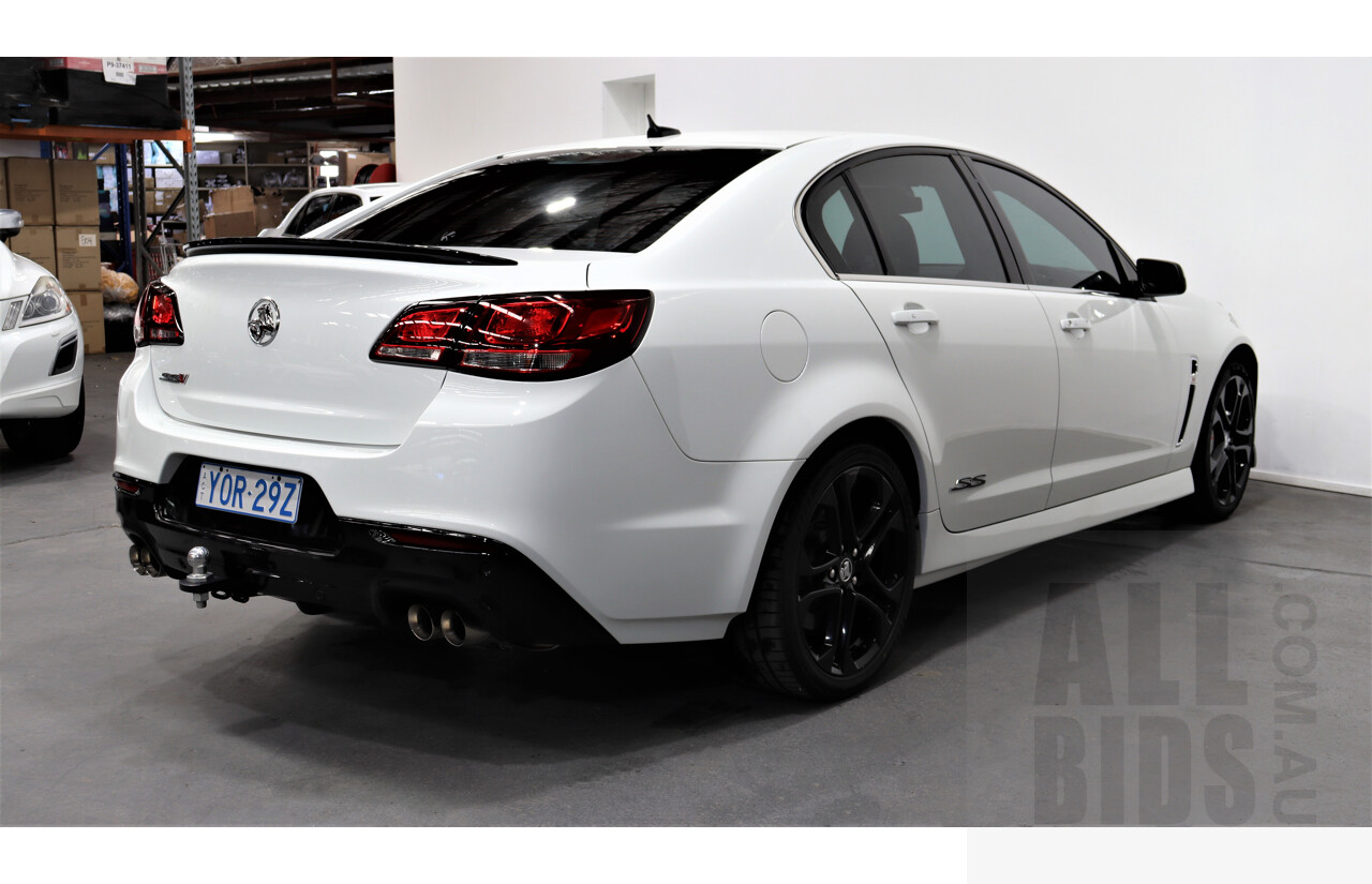 10/2014 Holden Commodore SS-V Redline VF MY15 4d Sedan White 6.0L