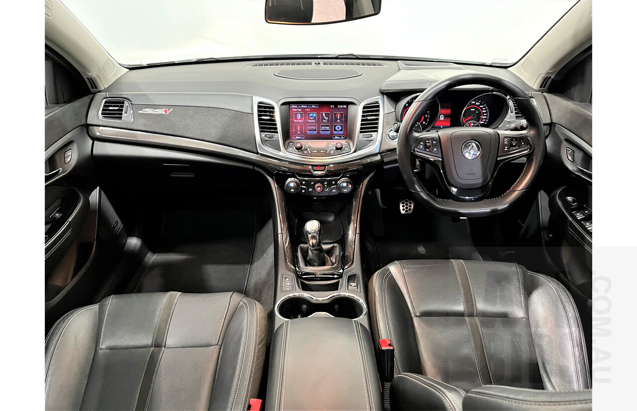 10/2014 Holden Commodore SS-V Redline VF MY15 4d Sedan White 6.0L
