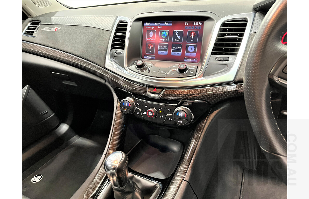 10/2014 Holden Commodore SS-V Redline VF MY15 4d Sedan White 6.0L