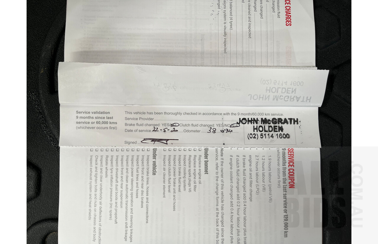 10/2014 Holden Commodore SS-V Redline VF MY15 4d Sedan White 6.0L