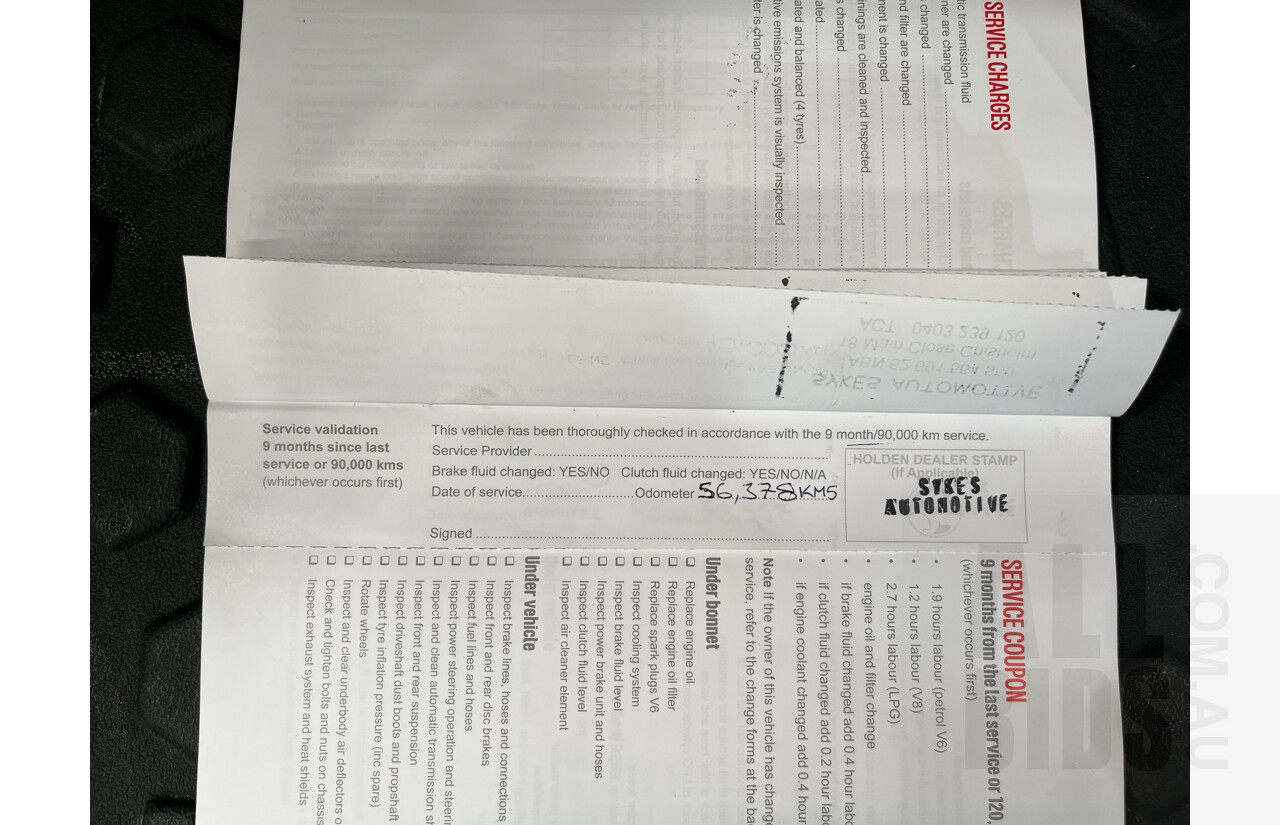 10/2014 Holden Commodore SS-V Redline VF MY15 4d Sedan White 6.0L