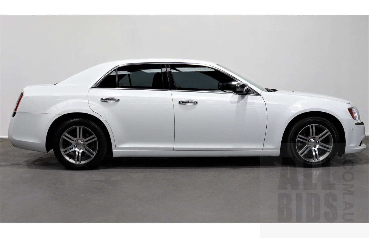 5/2014 Chrysler 300 C MY12 4d Sedan White 3.0L Turbo Diesel