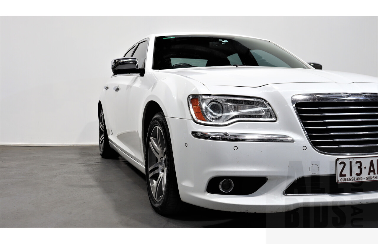 5/2014 Chrysler 300 C MY12 4d Sedan White 3.0L Turbo Diesel
