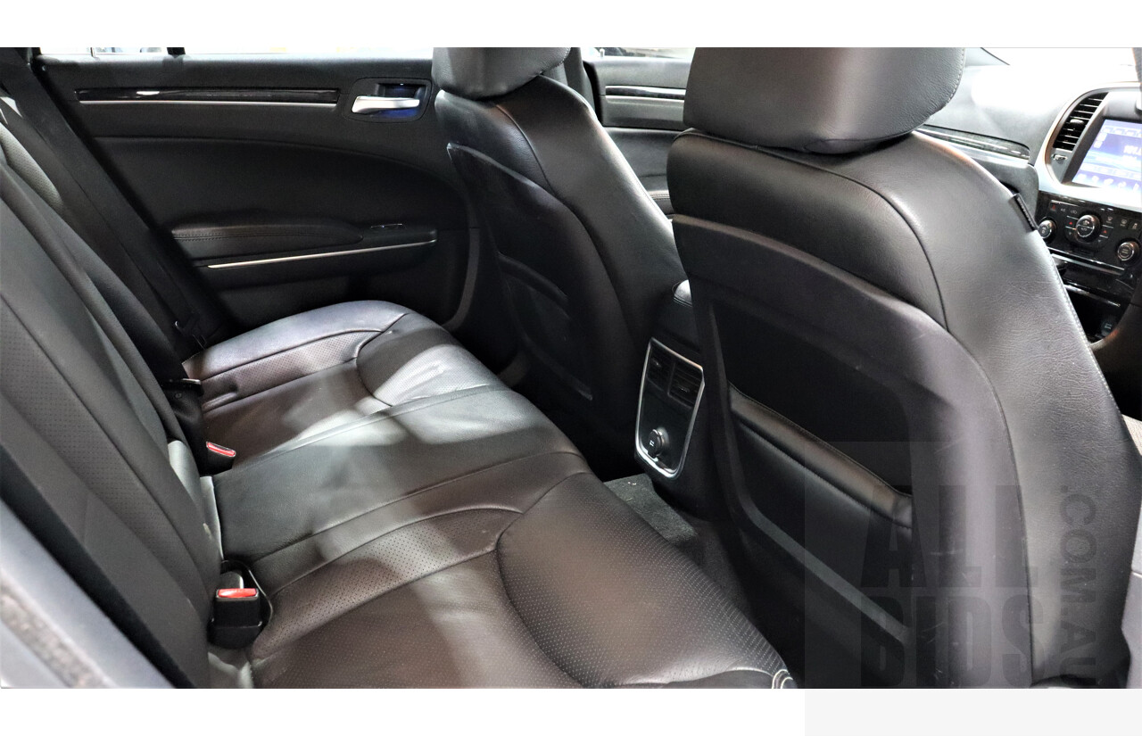 5/2014 Chrysler 300 C MY12 4d Sedan White 3.0L Turbo Diesel