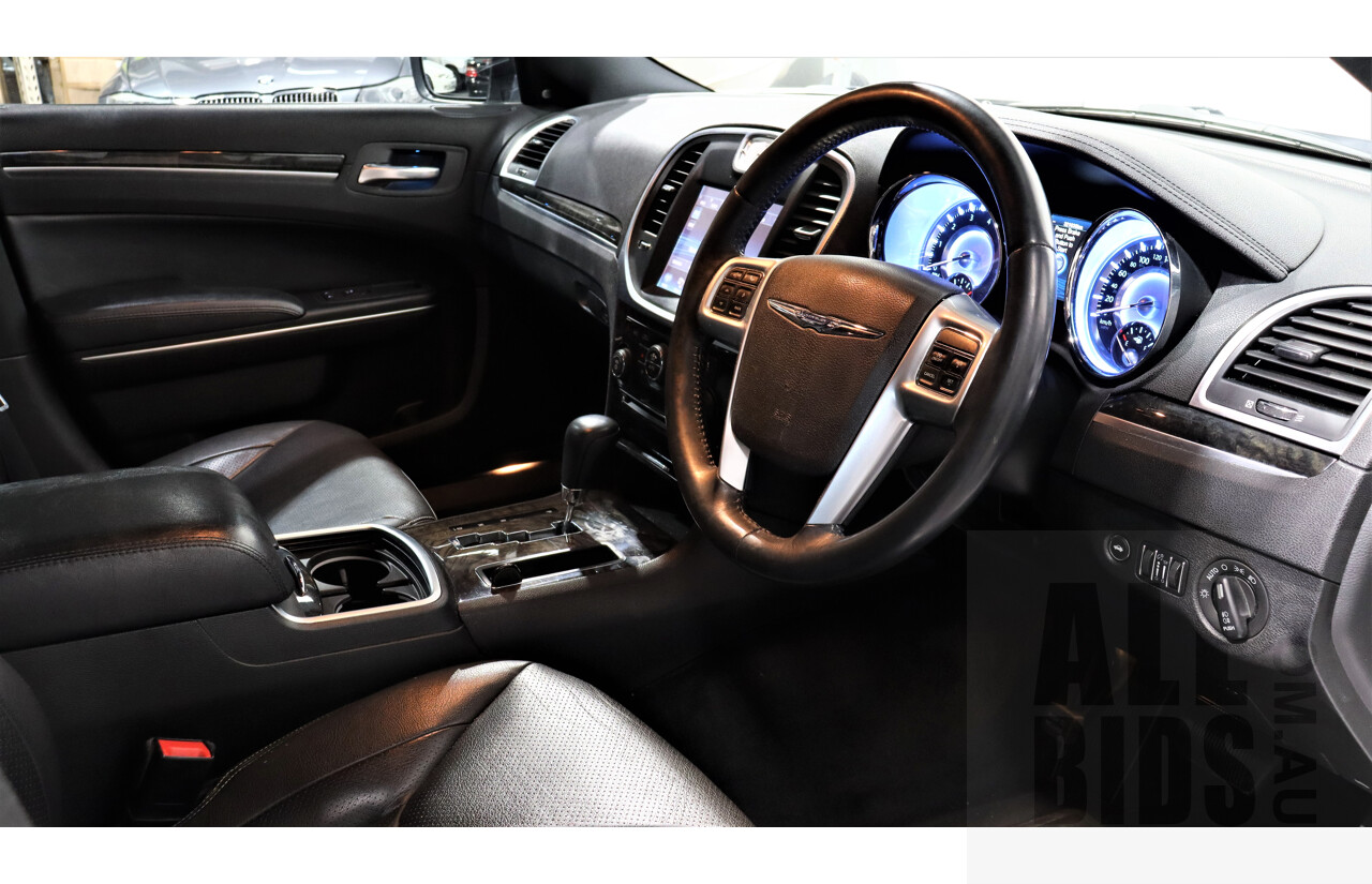 5/2014 Chrysler 300 C MY12 4d Sedan White 3.0L Turbo Diesel