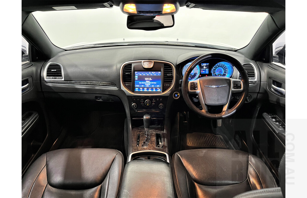 5/2014 Chrysler 300 C MY12 4d Sedan White 3.0L Turbo Diesel