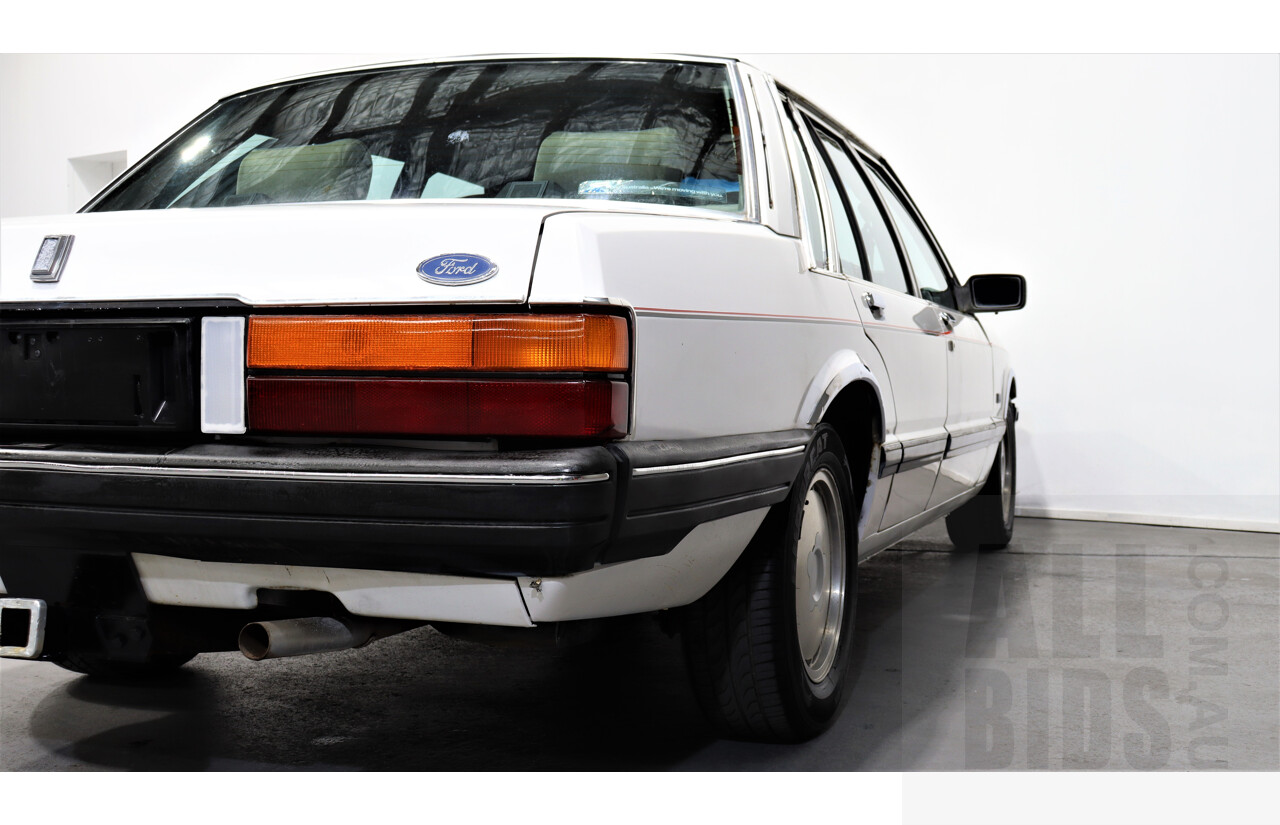 9/1987 Ford LTD FE 4d Sedan White Auto EFI 4.0L