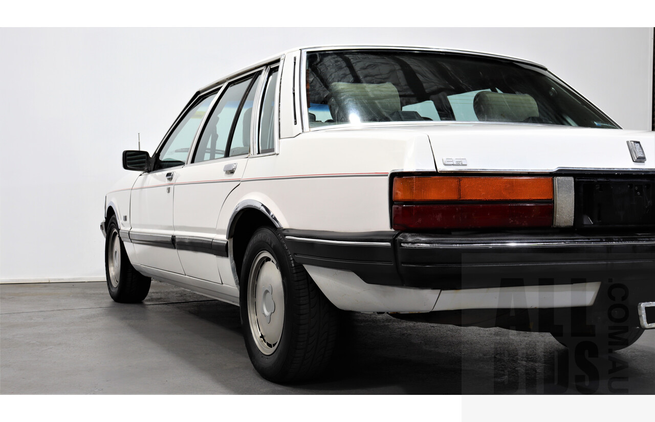 9/1987 Ford LTD FE 4d Sedan White Auto EFI 4.0L
