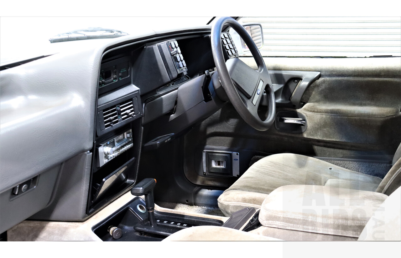 9/1987 Ford LTD FE 4d Sedan White Auto EFI 4.0L