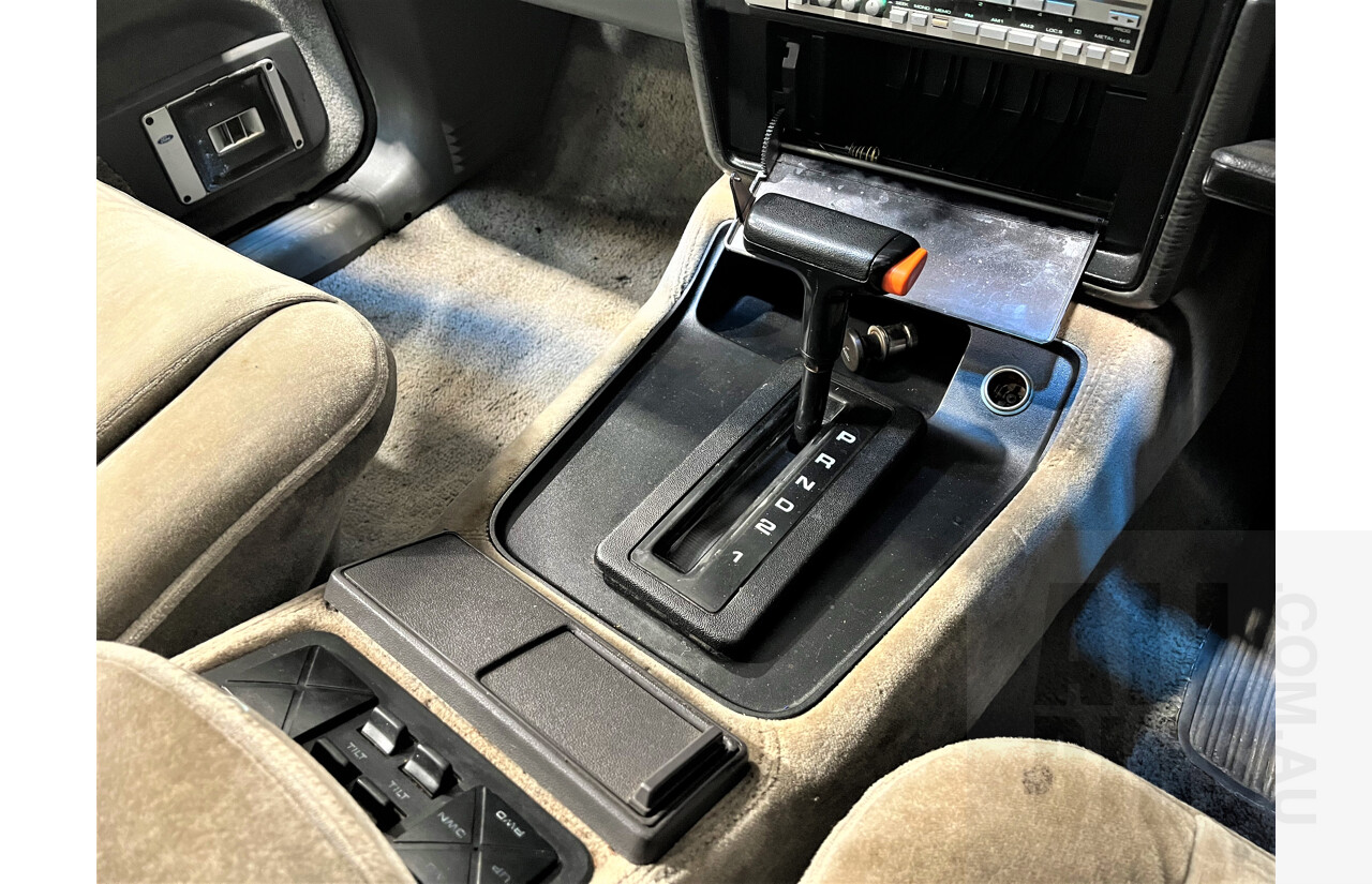 9/1987 Ford LTD FE 4d Sedan White Auto EFI 4.0L