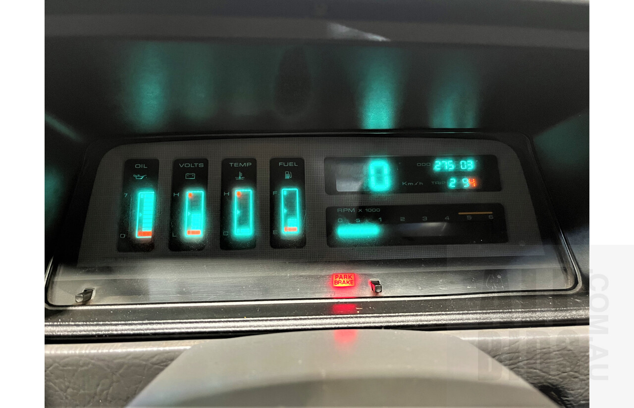 9/1987 Ford LTD FE 4d Sedan White Auto EFI 4.0L