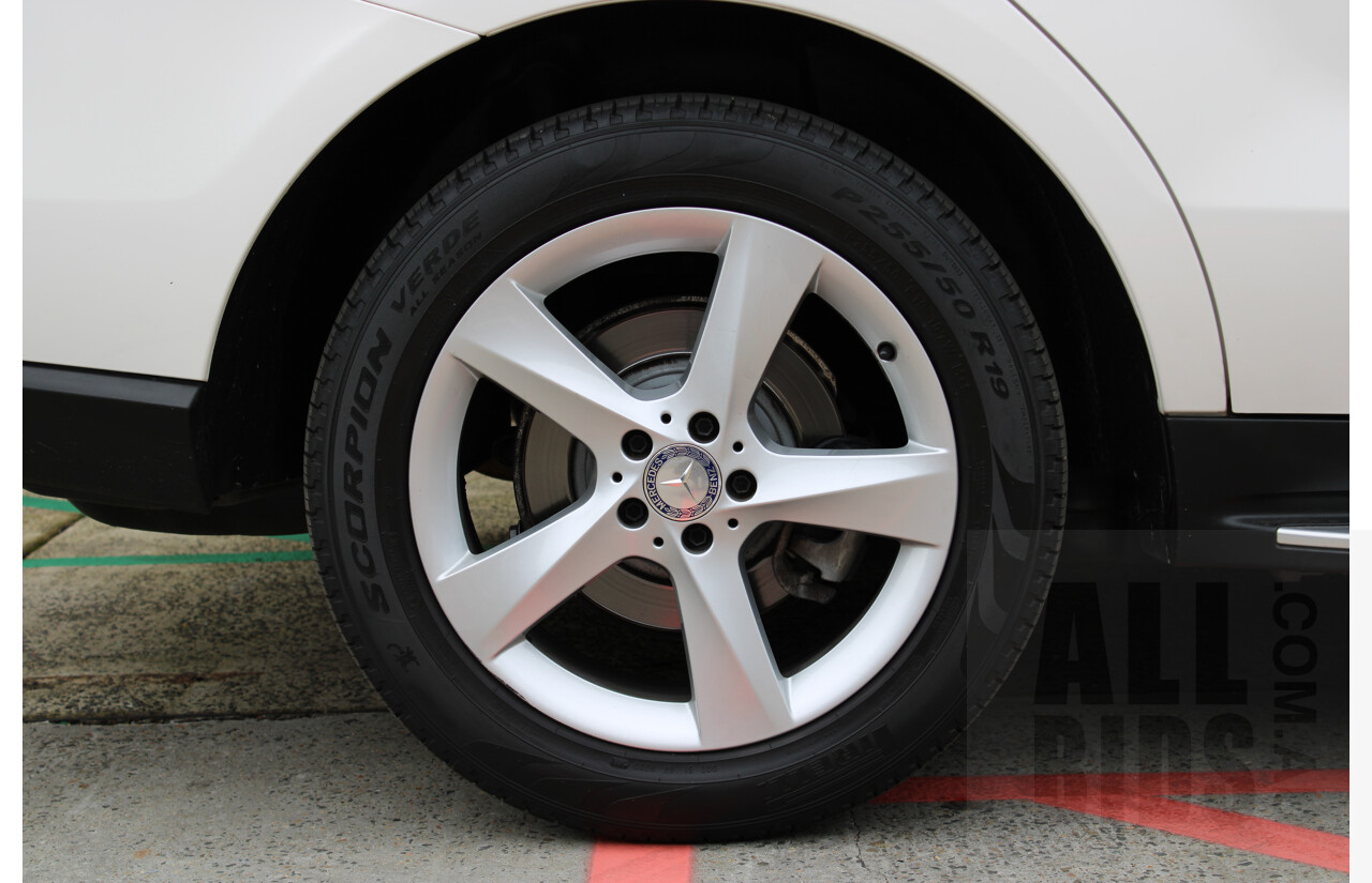 11/2013 Mercedes-Benz ML 250 CDI Bluetec (4x4) 166 4d Wagon Polar White 2.1L Turbo Diesel