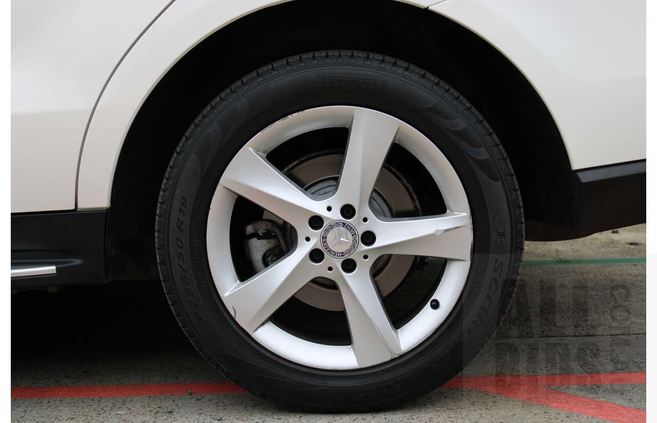 11/2013 Mercedes-Benz ML 250 CDI Bluetec (4x4) 166 4d Wagon Polar White 2.1L Turbo Diesel