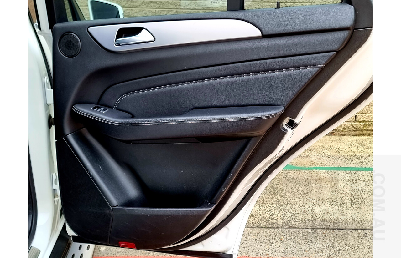 11/2013 Mercedes-Benz ML 250 CDI Bluetec (4x4) 166 4d Wagon Polar White 2.1L Turbo Diesel