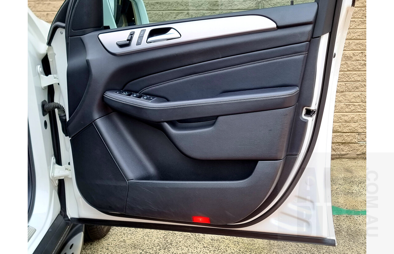 11/2013 Mercedes-Benz ML 250 CDI Bluetec (4x4) 166 4d Wagon Polar White 2.1L Turbo Diesel